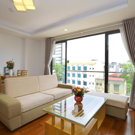 Investland In Truc Bach & Serviced Apartment Hanoi Exteriör bild